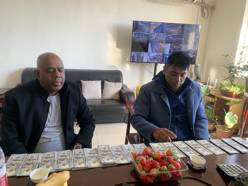 Latest company news about Pelanggan Afrika Selatan mengunjungi pabrik